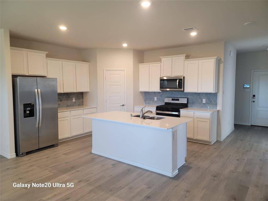 8352 GEORGE BROWN Drive, Garland, TX 75043
