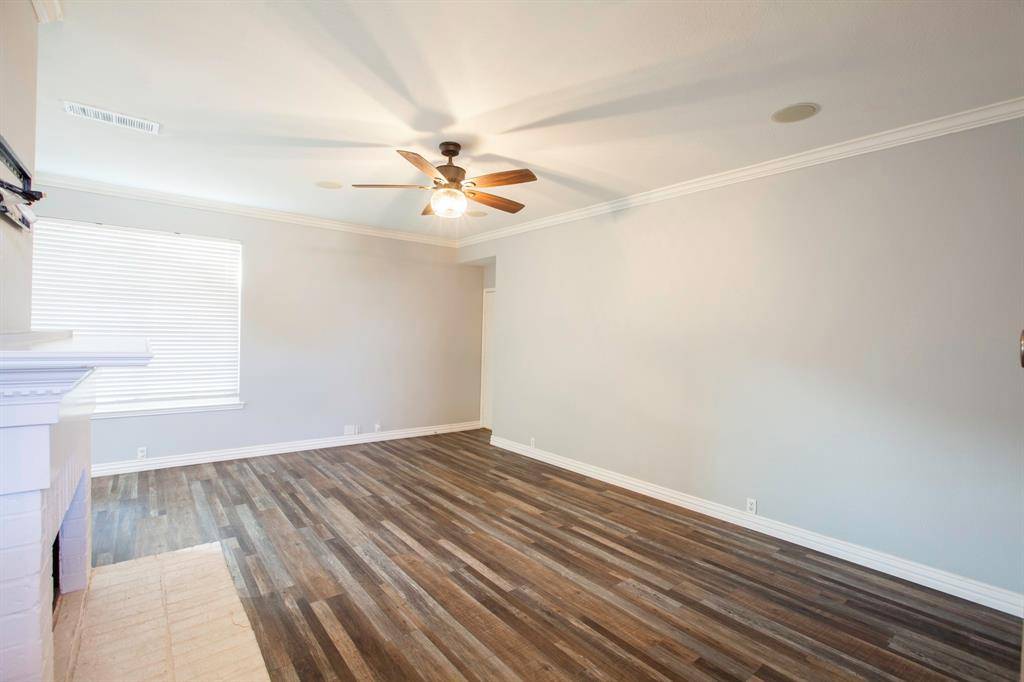 3103 Creekwood Drive, Wylie, TX 75098