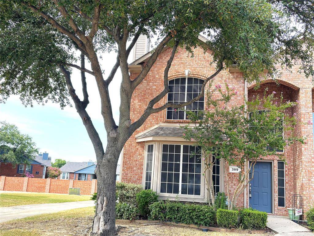 389 Ivan Drive, Lewisville, TX 75067