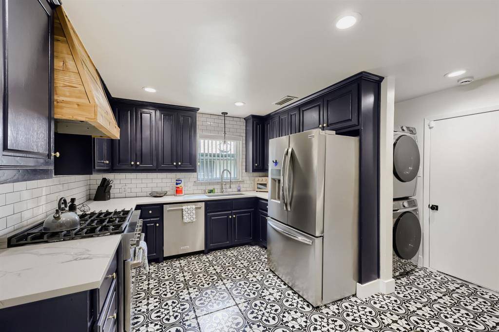 3042 Oxfordshire Lane, Farmers Branch, TX 75234