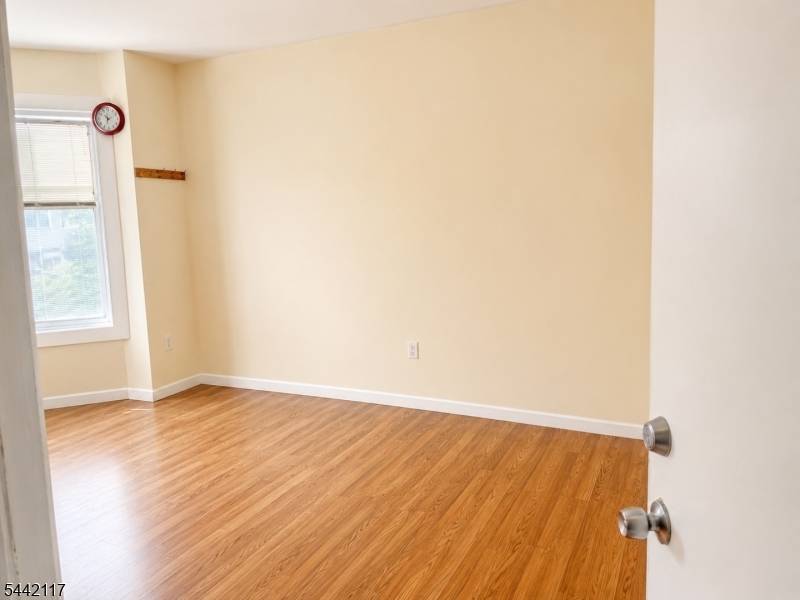 316 Clifton Ave, Newark City, NJ 07104