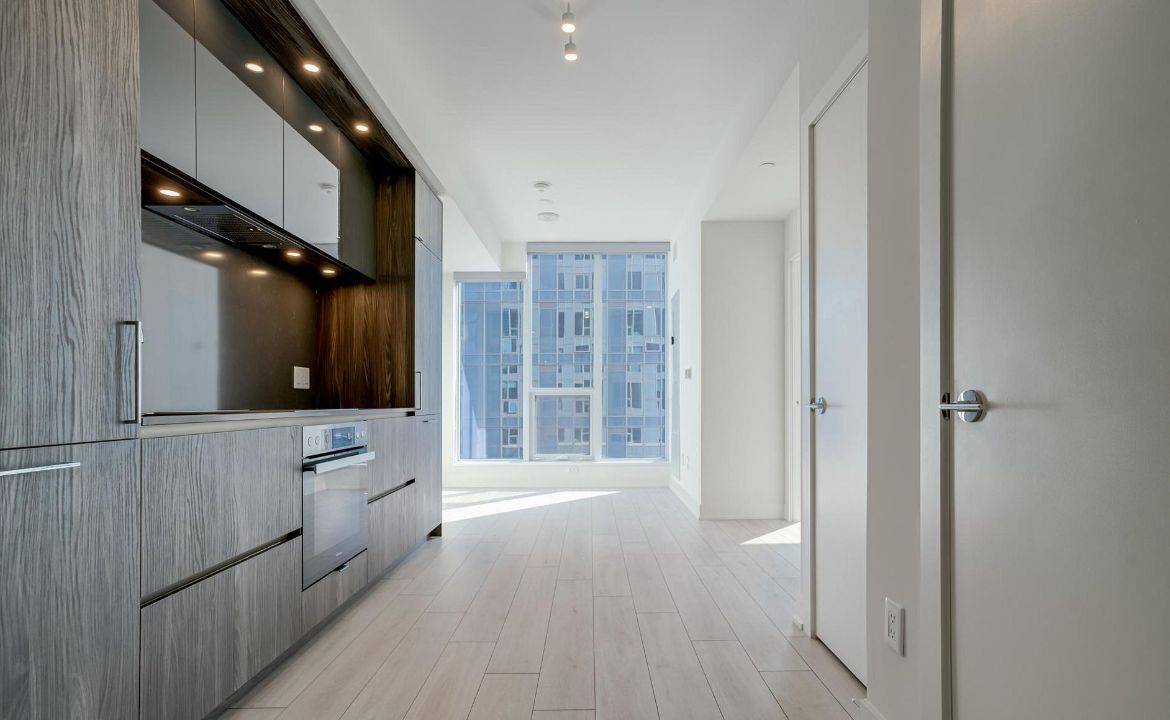35 Mercer ST #4013, Toronto C01, ON M5V 0V1