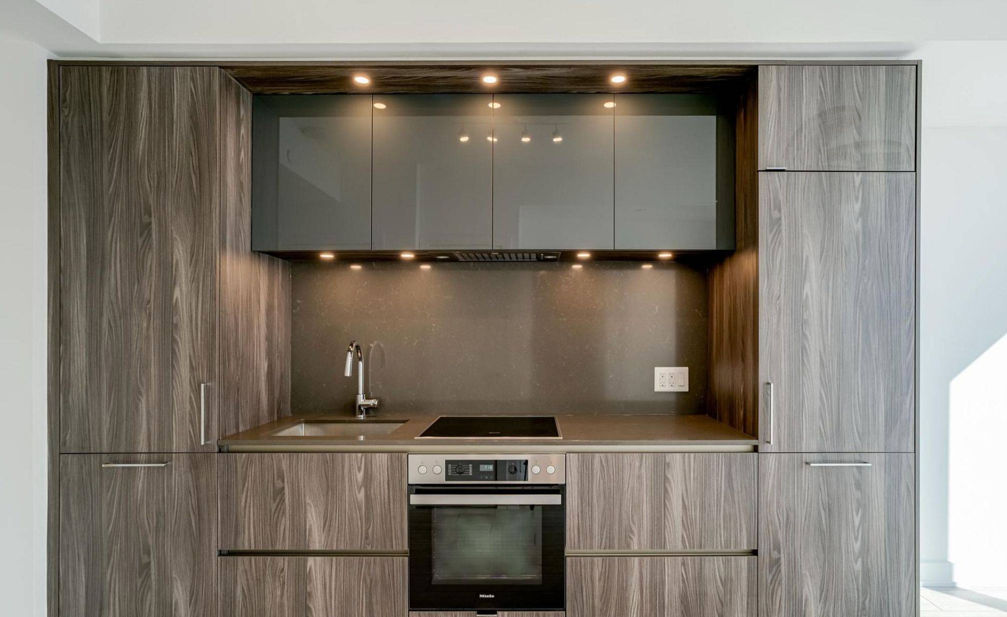 35 Mercer ST #4013, Toronto C01, ON M5V 0V1