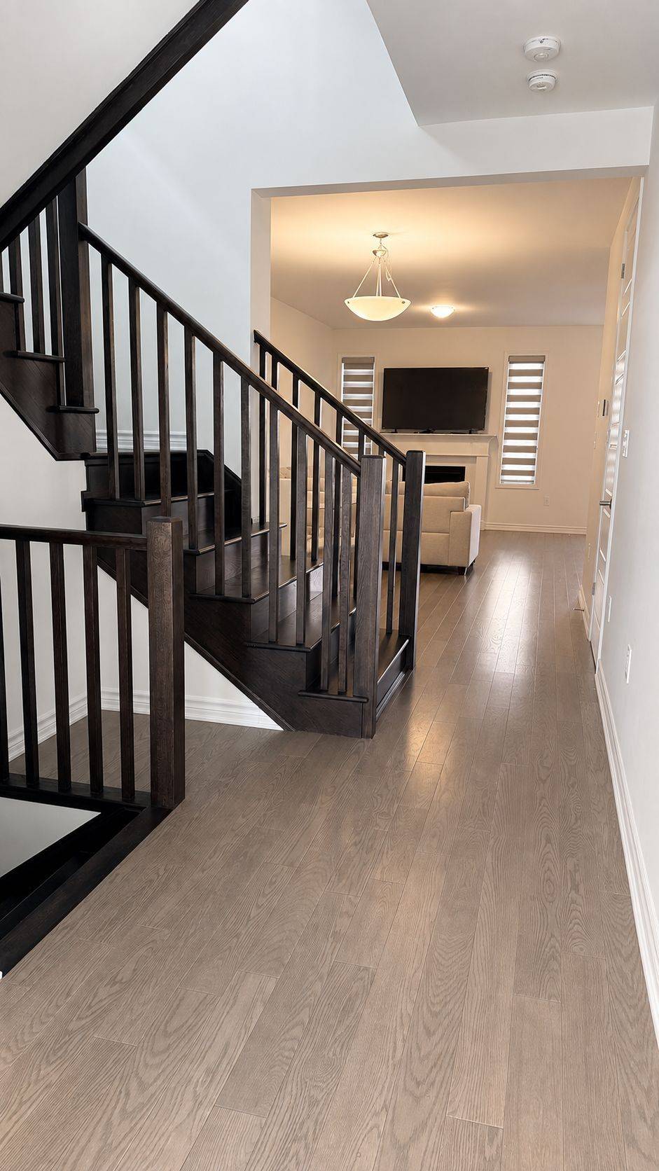 1253 Muskoka HTS, Milton, ON L9E 1Z1