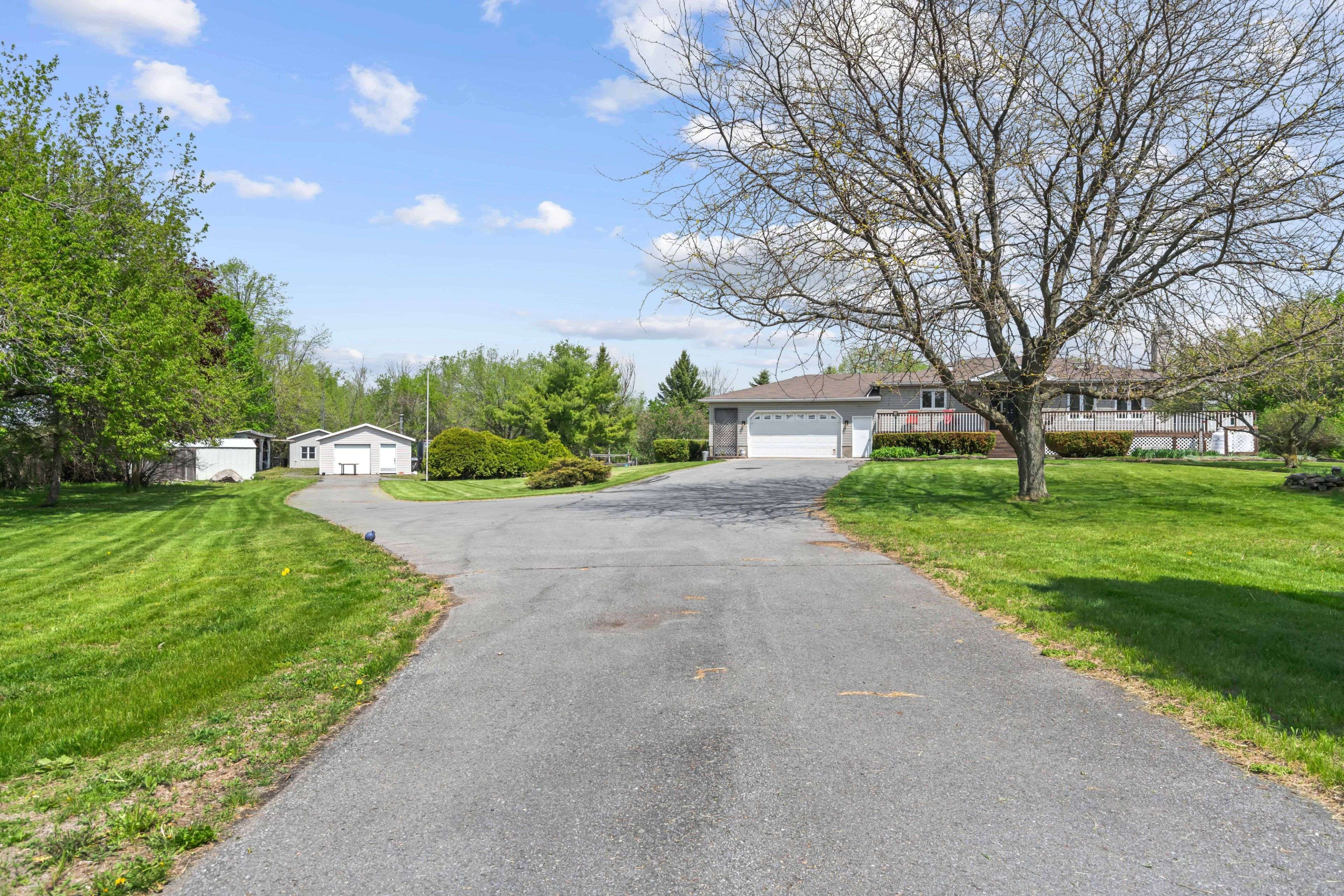 13531 Grantley RD, South Dundas, ON K0C 1H0
