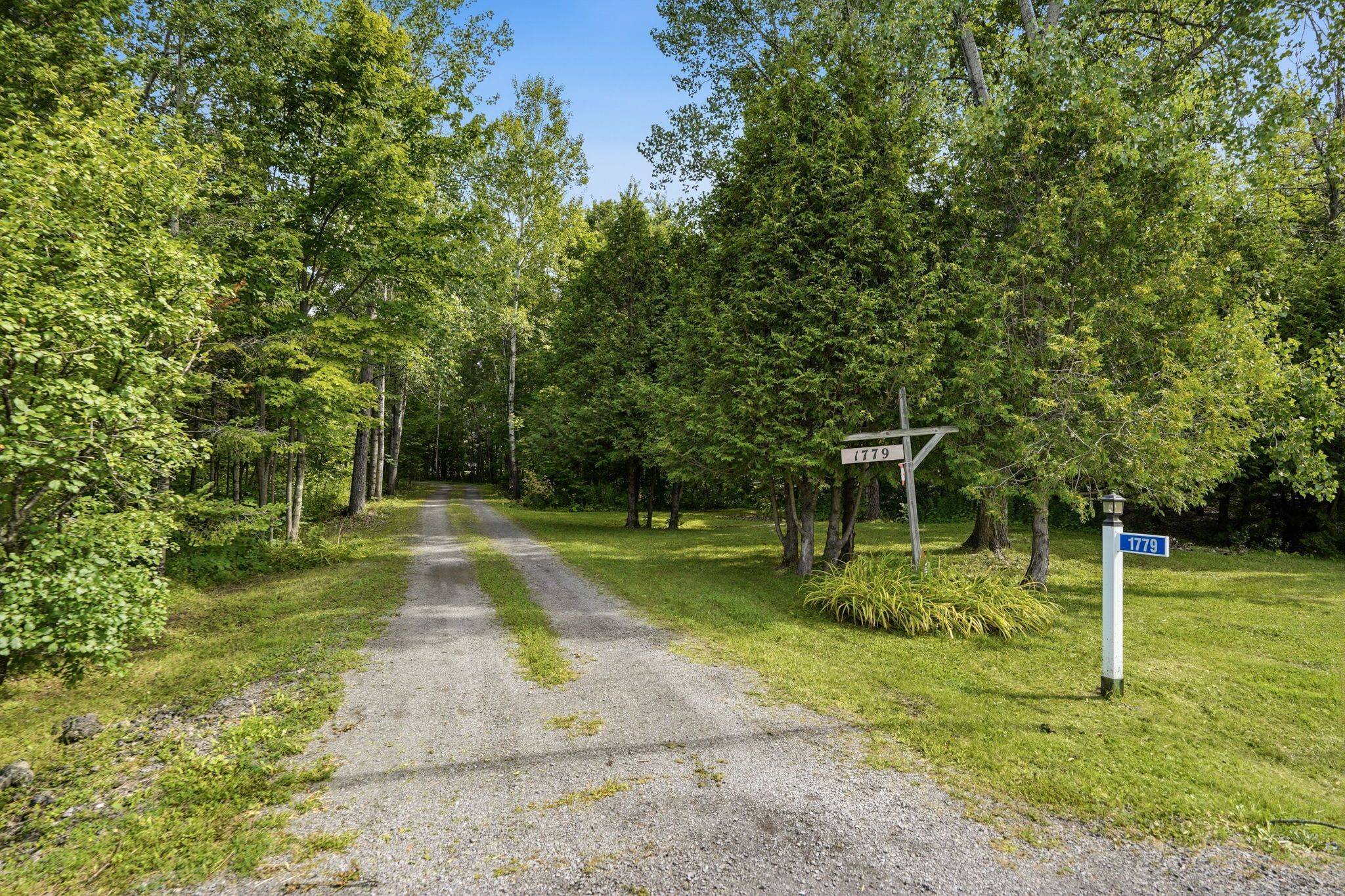 1779 Chemin Des Eaux Paisibles RD, Champlain, ON K0B 1K0