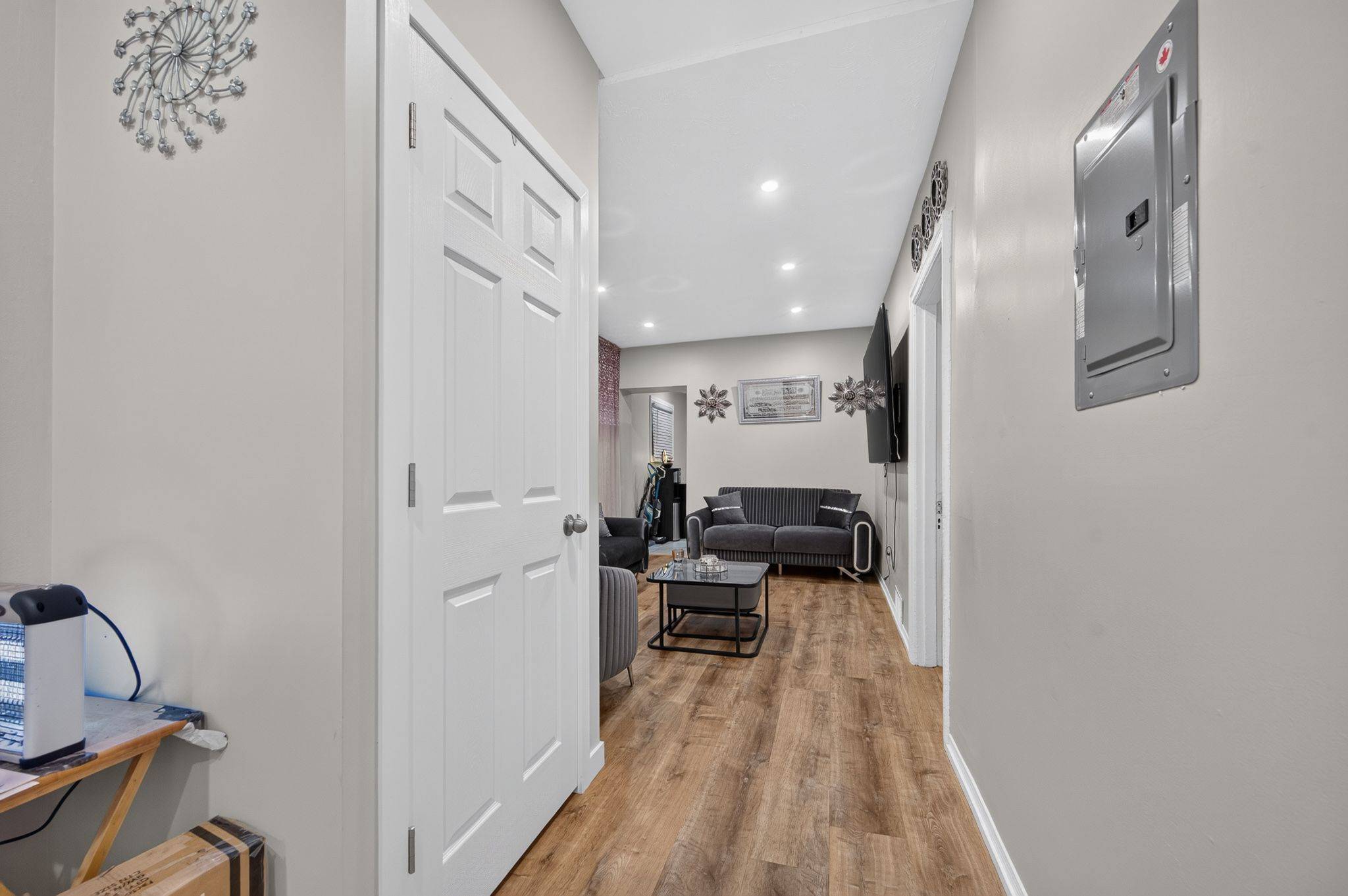 62 Erie AVE, Hamilton, ON L8N 2W6
