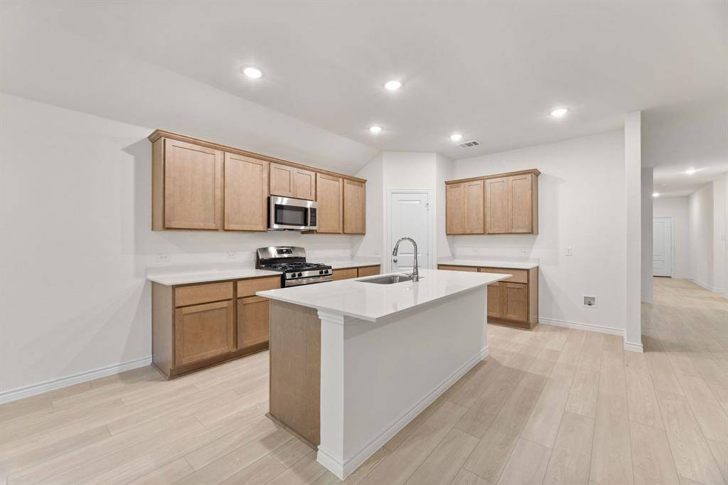 3803 Brewster Lane, Royse City, TX 75189