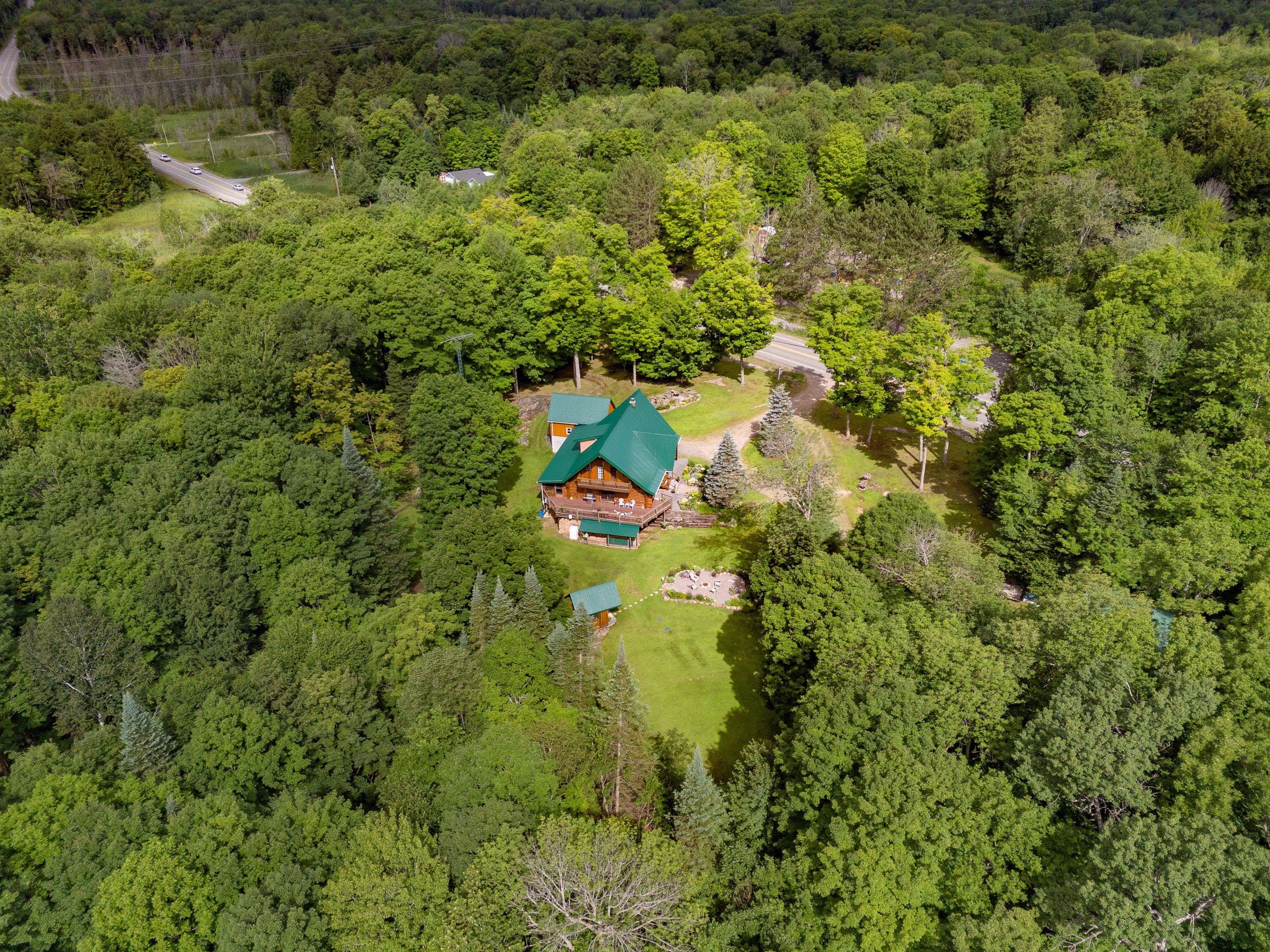 1696 Highway 118 N/A E, Bracebridge, ON P1L 1X1