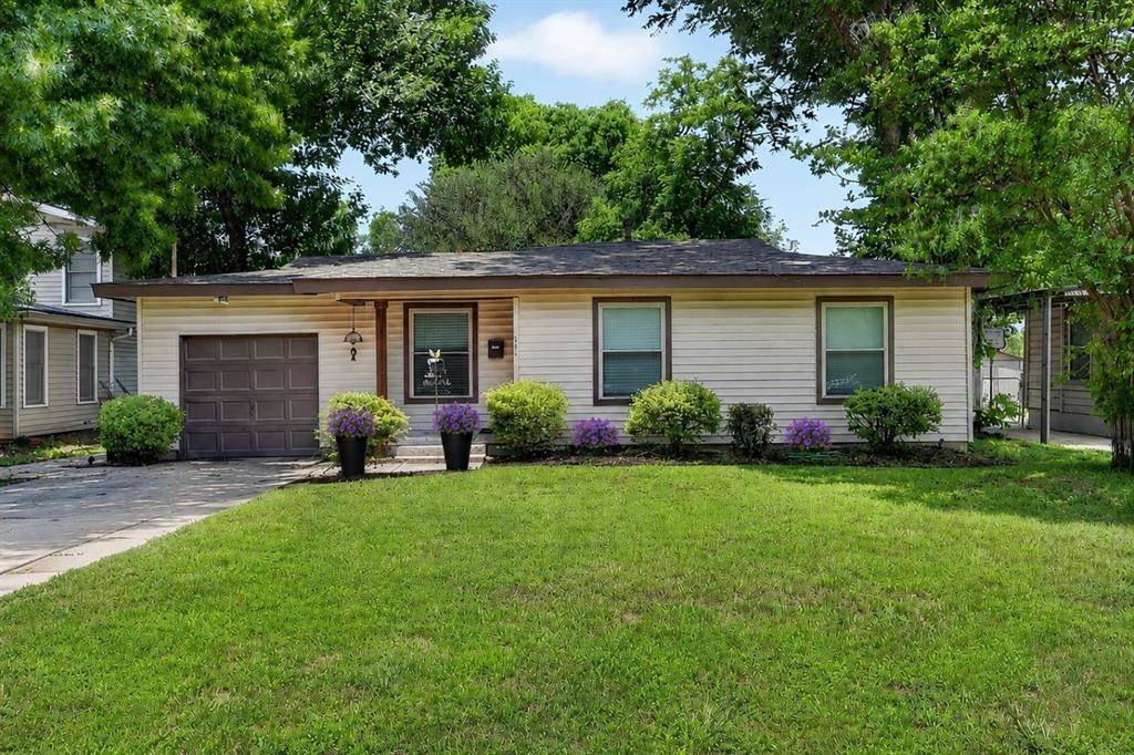 601 Circle Drive, Arlington, TX 76010