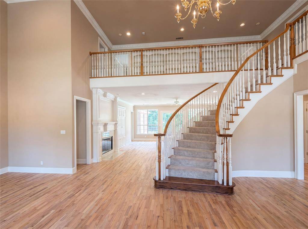 2533 Vista Creek Court, Garland, TX 75044