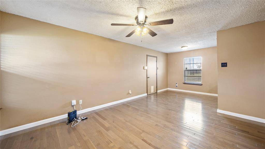 710 Catherine Lane, Seagoville, TX 75159