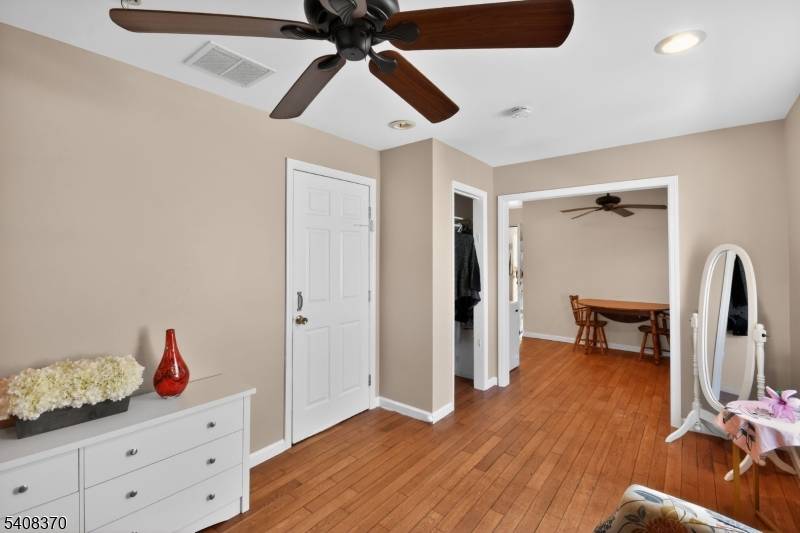 136 W Lincoln Ave, Rahway City, NJ 07065
