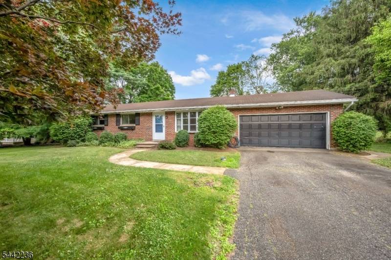 169 Rymon Rd, Washington Twp., NJ 07882