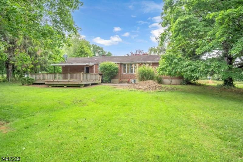 169 Rymon Rd, Washington Twp., NJ 07882