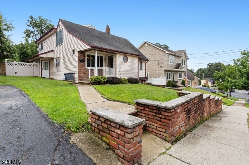 10 Wendy Terrace, Garfield City, NJ 07026