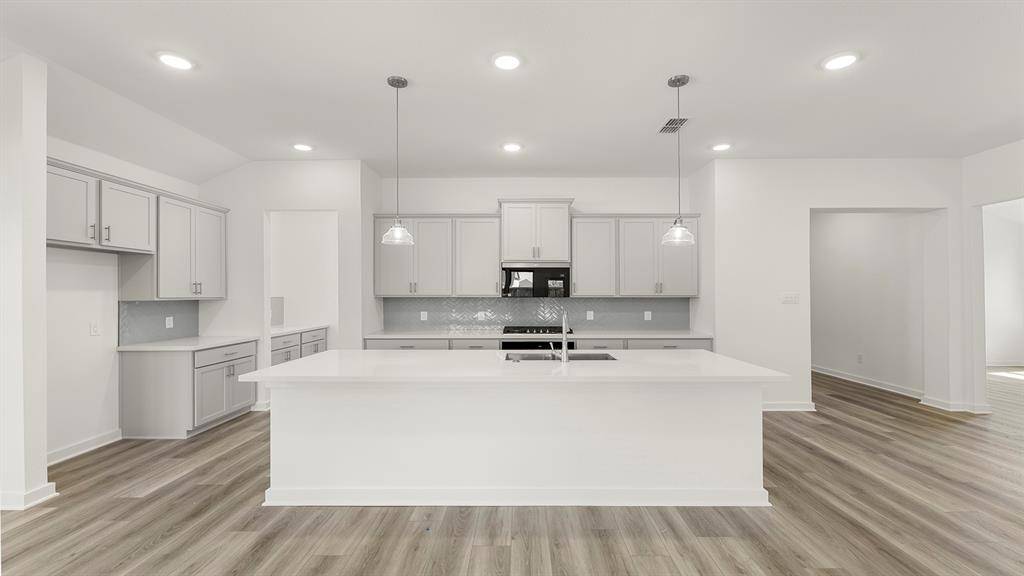 769 Grand Dale Drive, Lavon, TX 75166