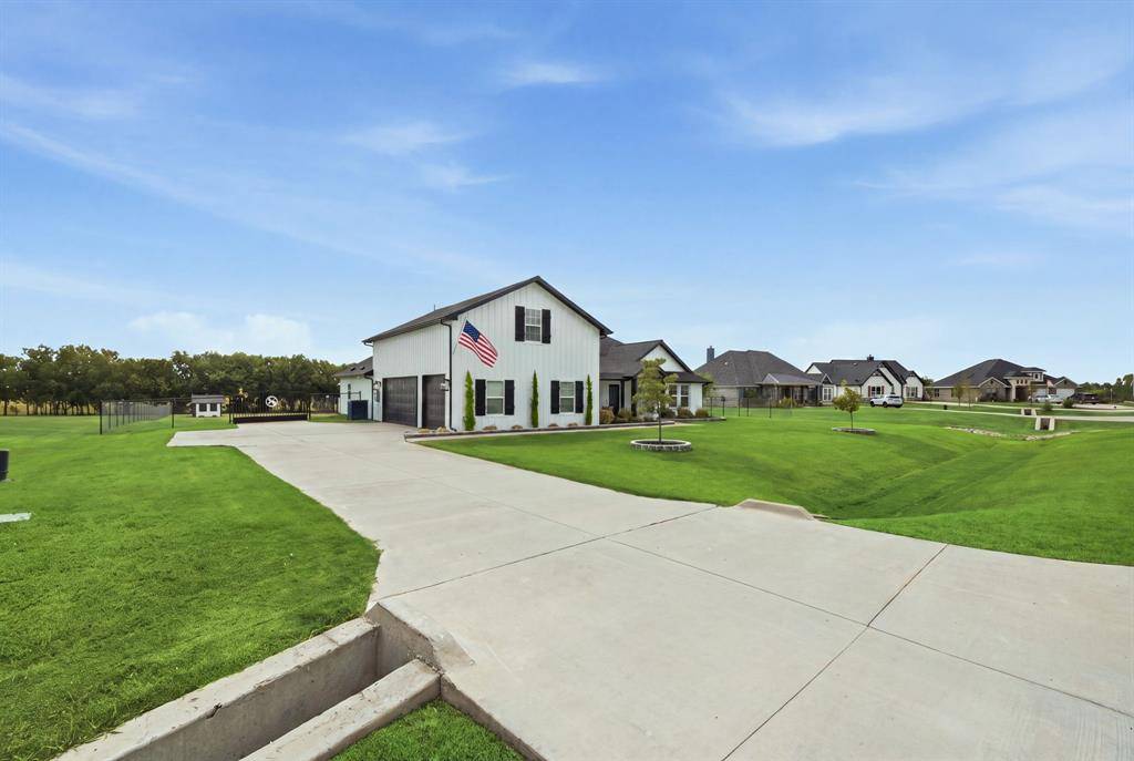 10216 Finch Road, Sanger, TX 76266