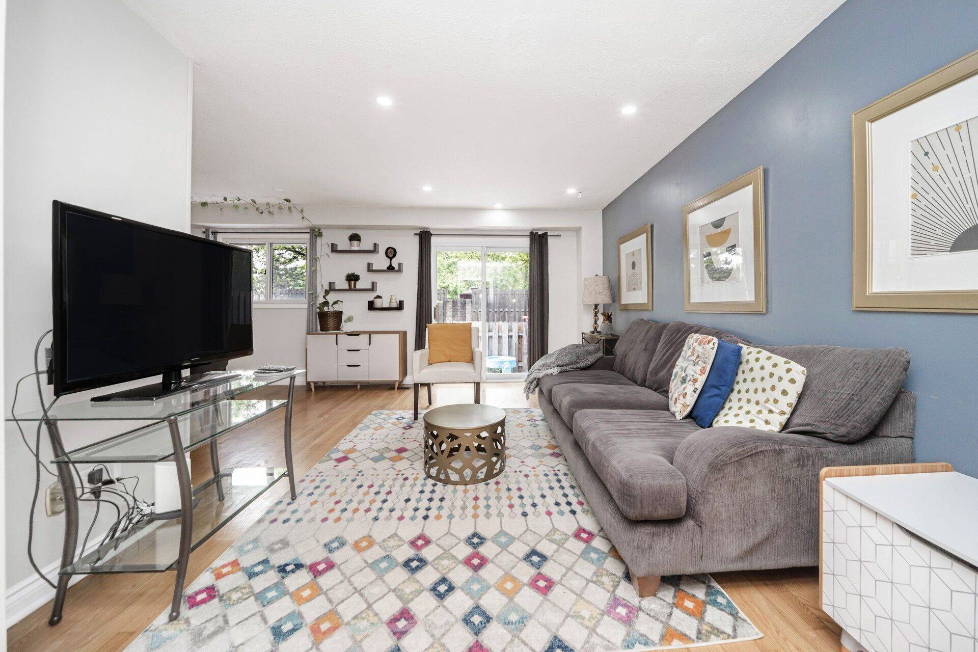 20 Enmount DR, Brampton, ON L6T 4C8