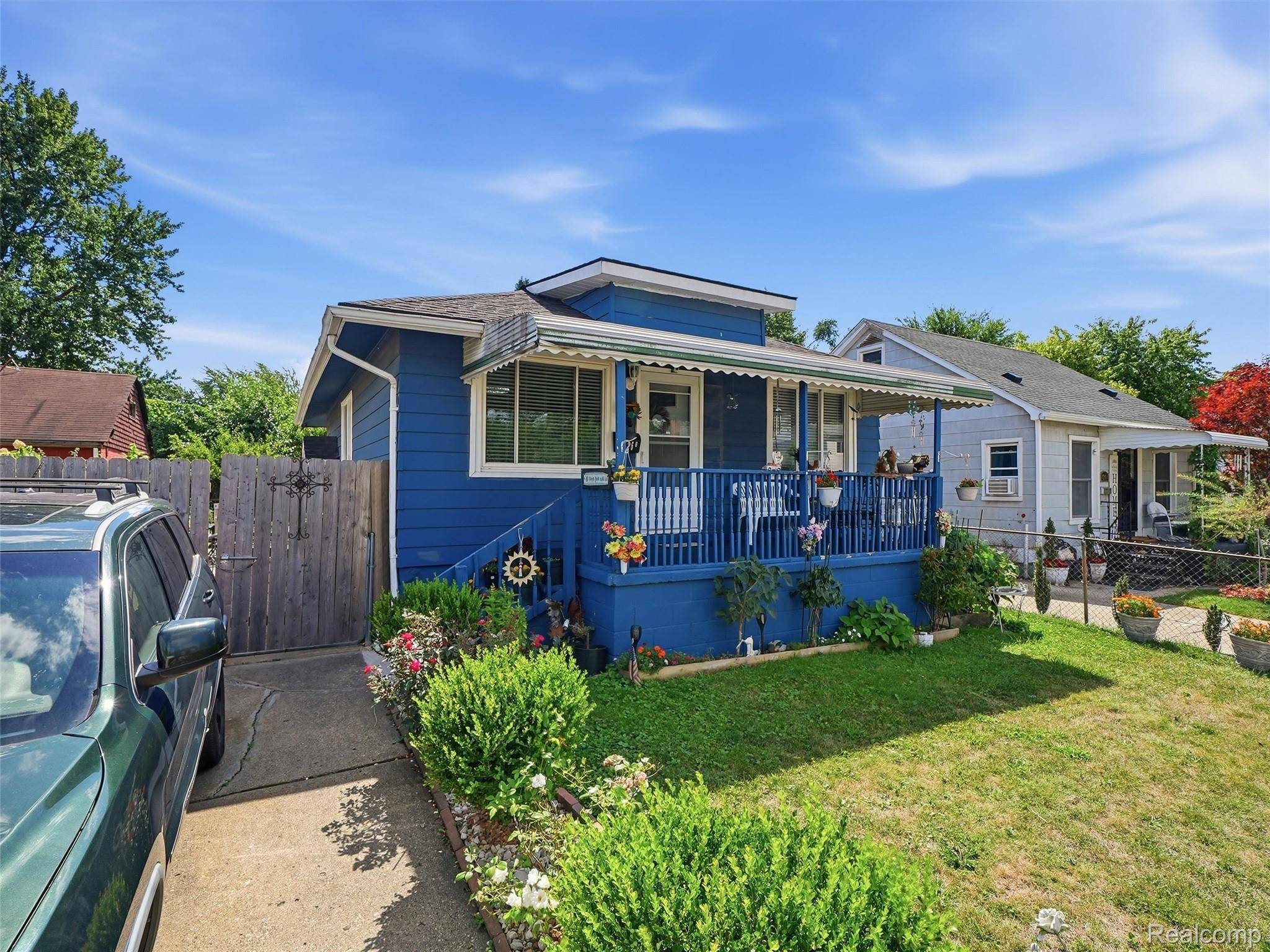 7268 Hupp AVE, Warren, MI 48091