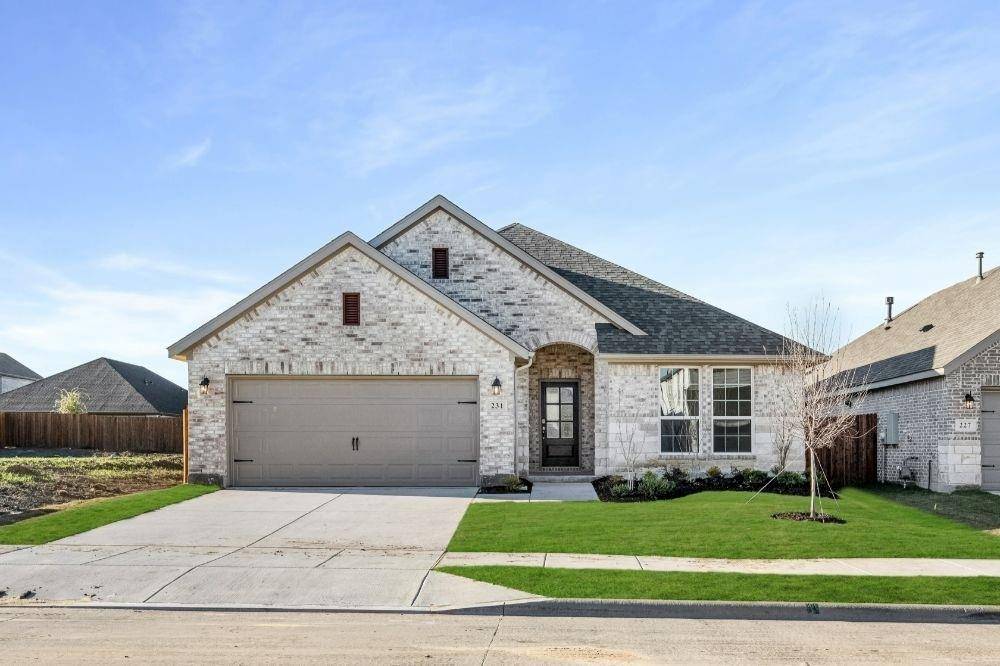 231 Ivory Brook Cove Drive, Lavon, TX 75166
