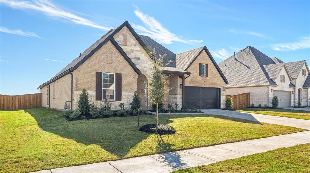 188 Mountain Laurel Drive, Waxahachie, TX 75165