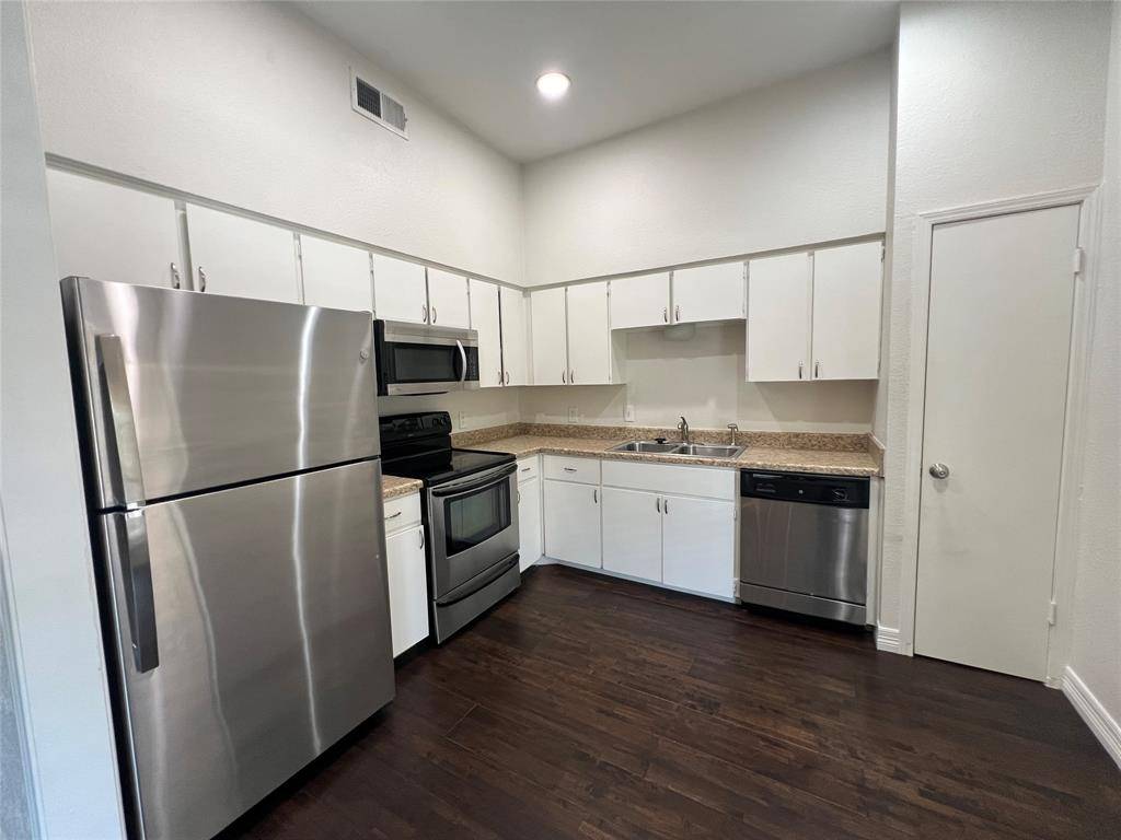 10432 High Hollows Drive #241, Dallas, TX 75230