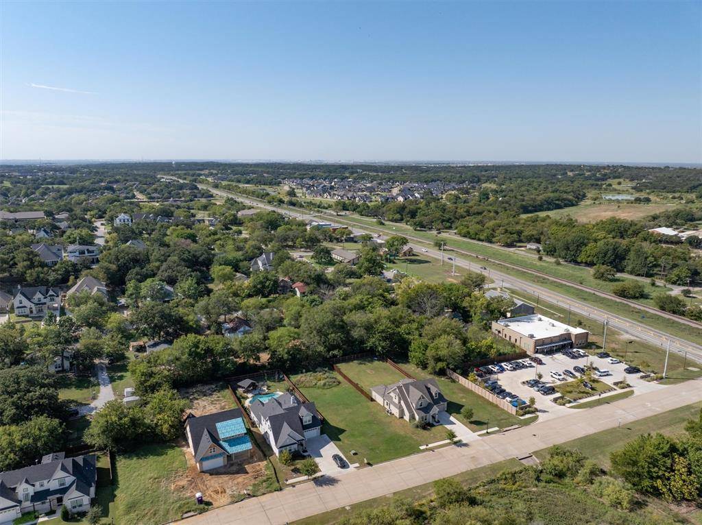 208 Village Way, Argyle, TX 76226