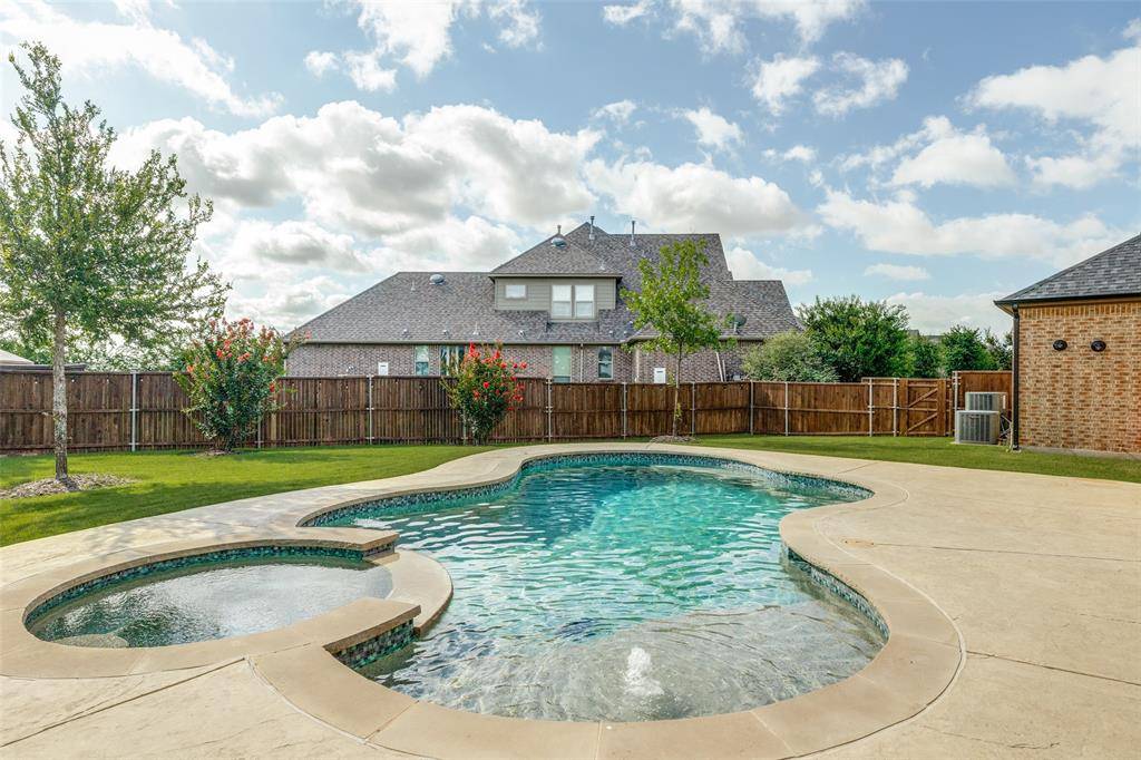 2723 Village Creek Street, Celina, TX 75078