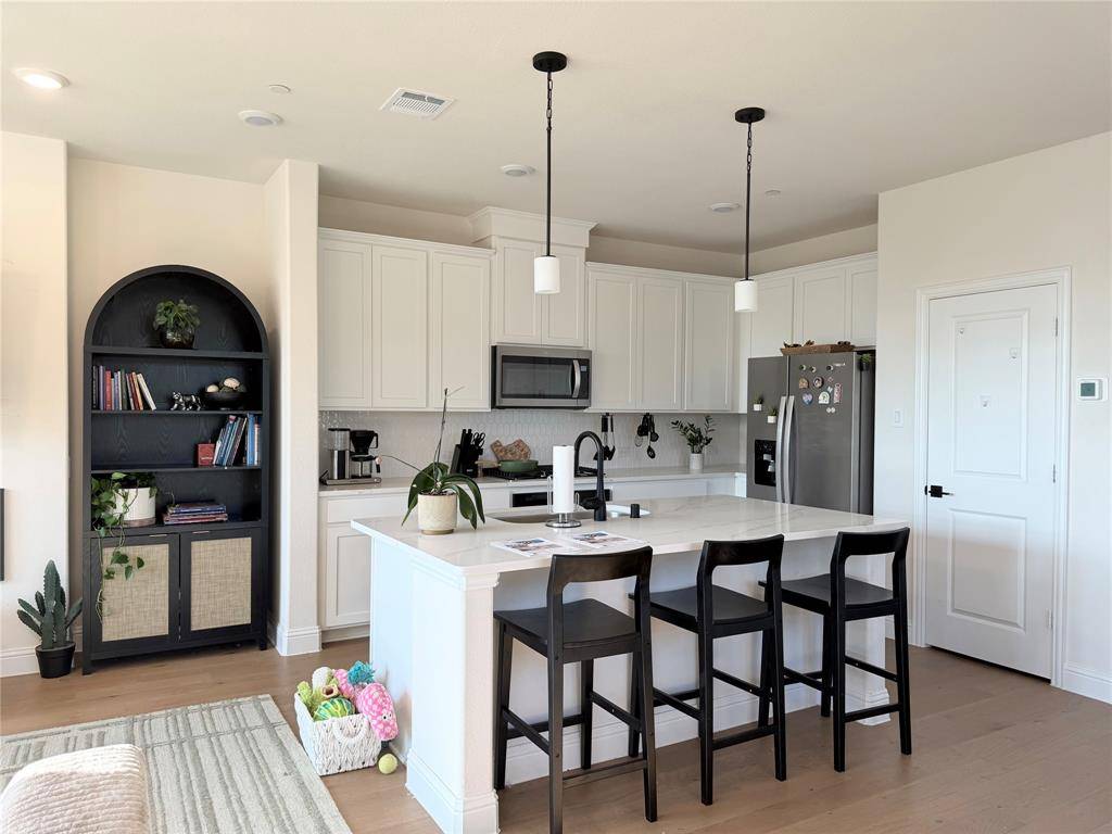 7933 Sunset Boulevard, Rowlett, TX 75088