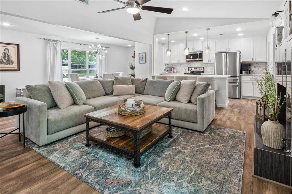 3305 Dothan Lane, Dallas, TX 75229