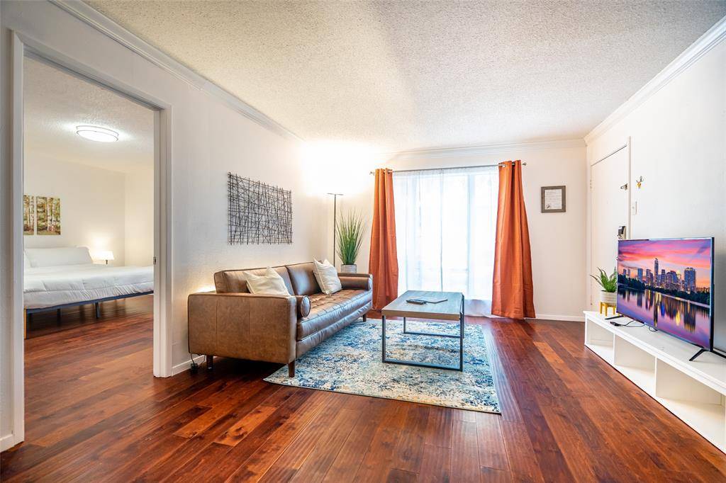 6018 E University Boulevard #101, Dallas, TX 75206