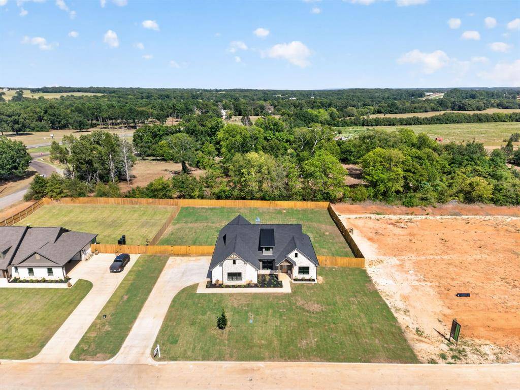 305 Grace Lane, Athens, TX 75751
