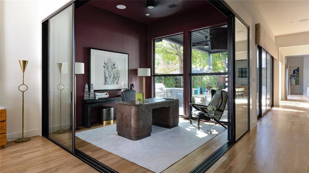 4515 Elsby Avenue, Dallas, TX 75209