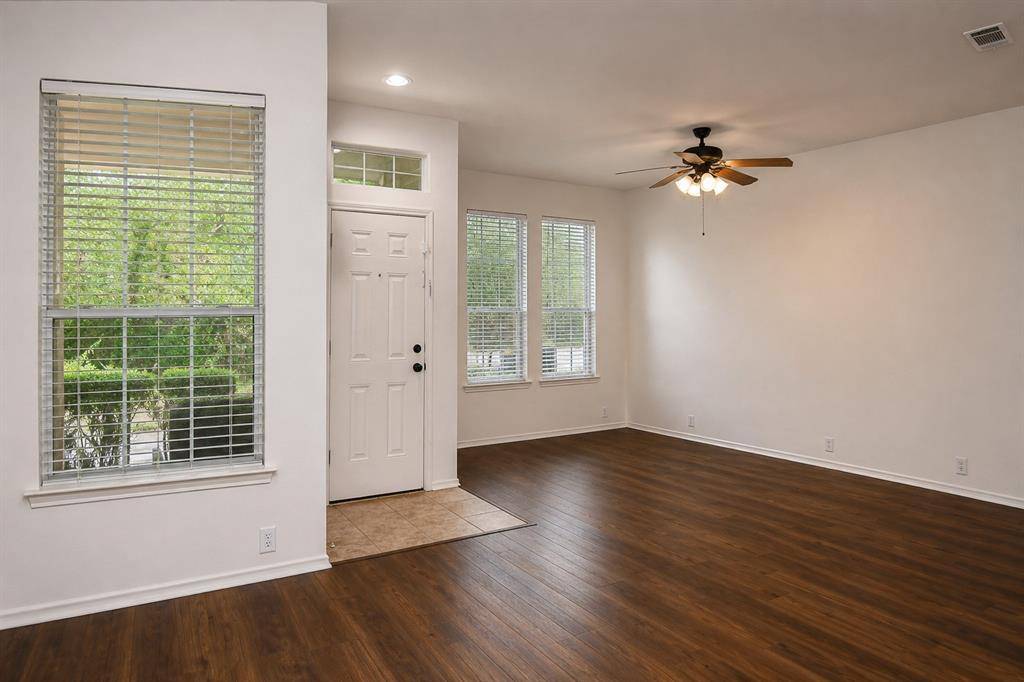 2219 Glacier Park Lane, Grand Prairie, TX 75050