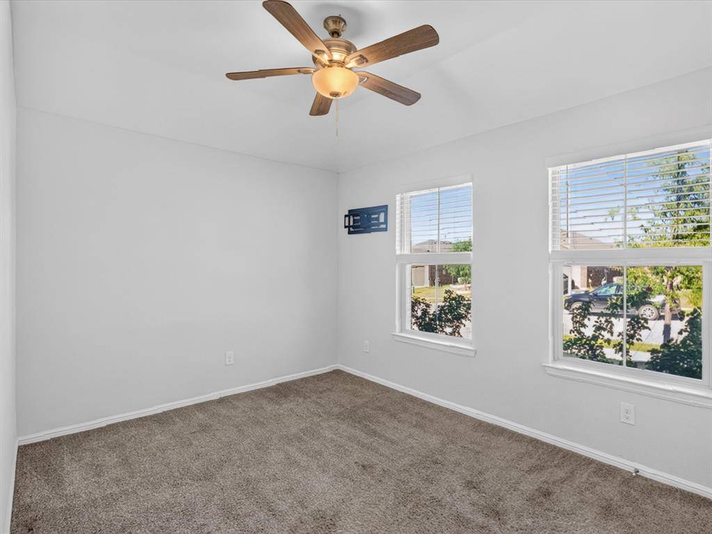 2225 Blythwood Trail, Fort Worth, TX 76108