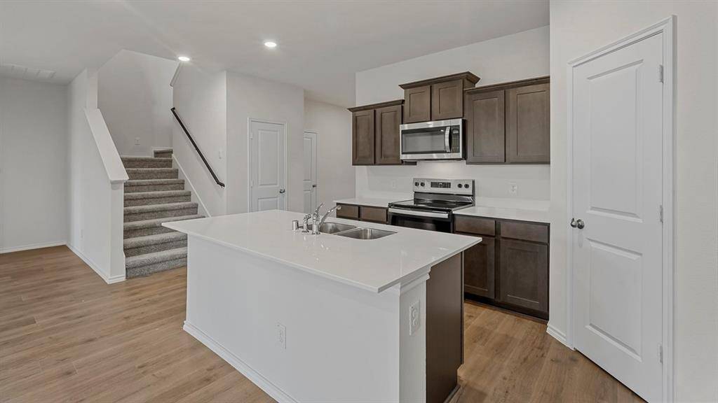 354 Shaw Creek Boulevard, Ferris, TX 75125