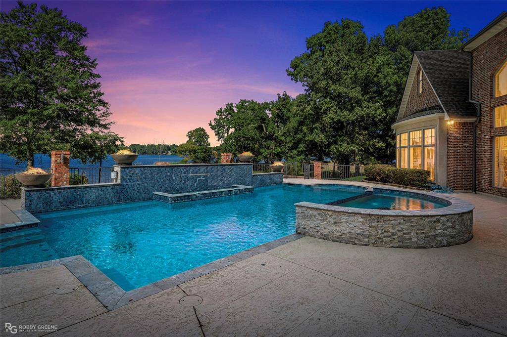 5081 Westrilee Drive, Benton, LA 71006
