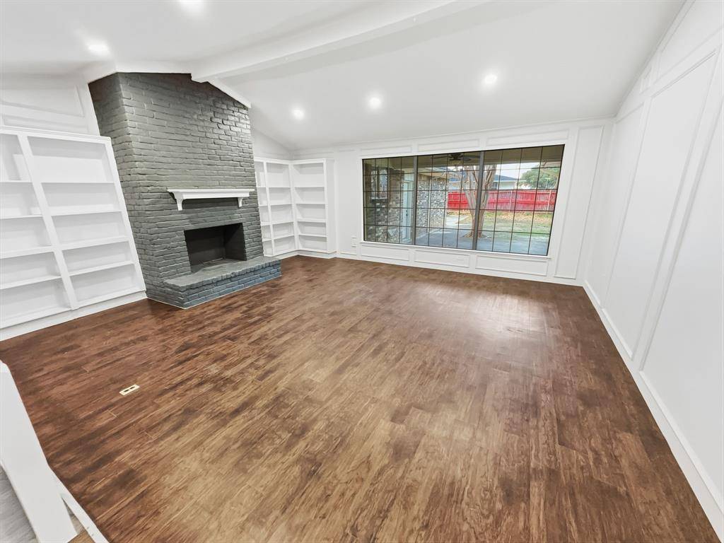2409 Castle Street, Irving, TX 75038