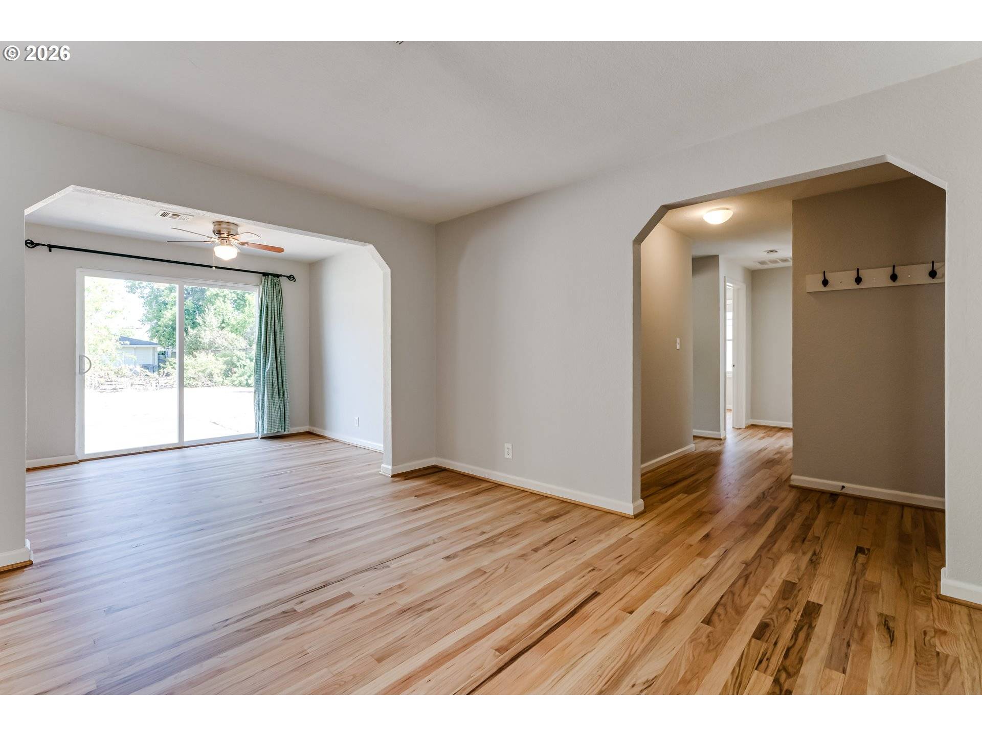 875 W 18TH AVE, Eugene, OR 97402