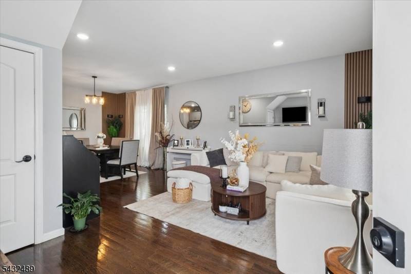 1071 North Ave, Elizabeth City, NJ 07201