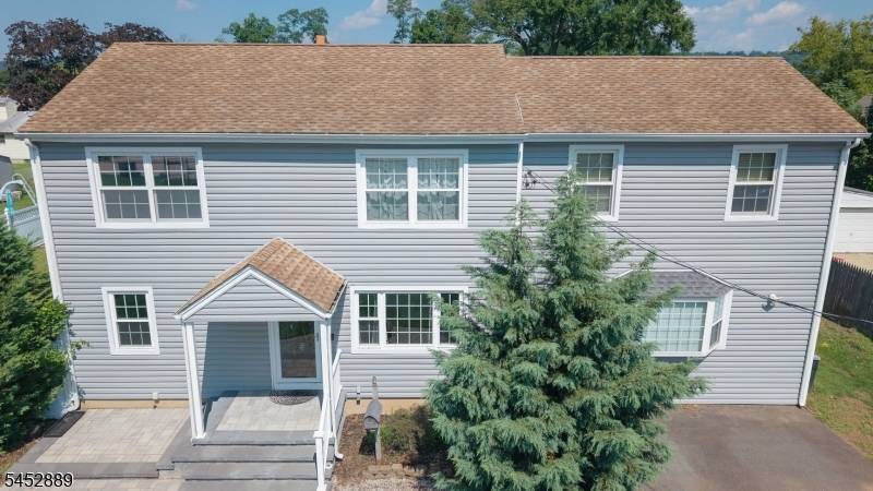 647 Cook Ave, Middlesex Boro, NJ 08846