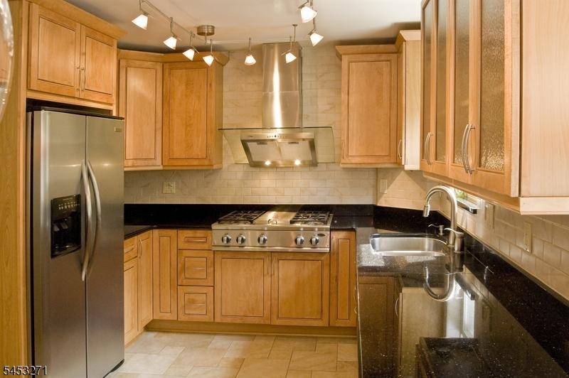 2467 State Route 10 #3B, Parsippany-troy Hills Twp., NJ 07950