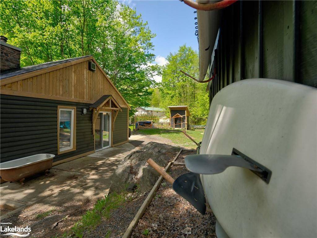 1209 NORTH KAHSHE LAKE RD, Gravenhurst, ON P0E 1G0