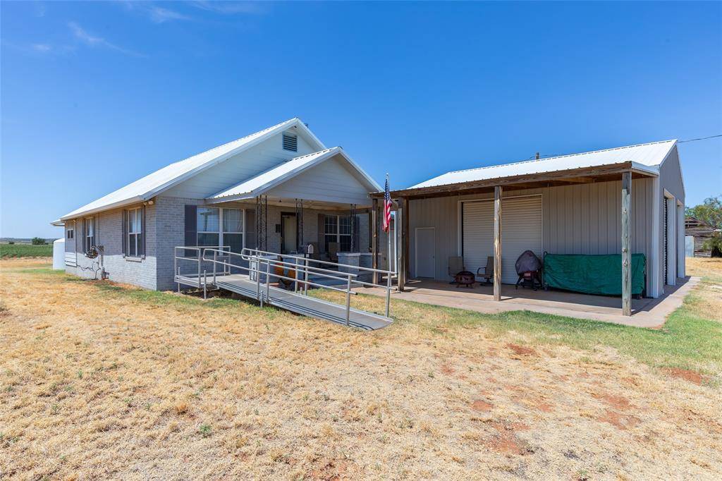 136 County Road 428, Sweetwater, TX 79556
