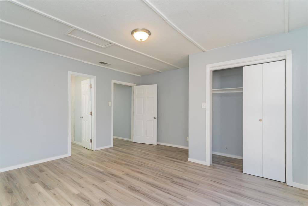 4739 Stokes Street, Dallas, TX 75216