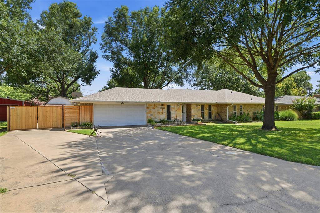 503 Mockingbird Street, Bonham, TX 75418