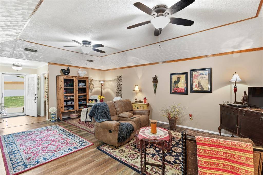 503 Mockingbird Street, Bonham, TX 75418