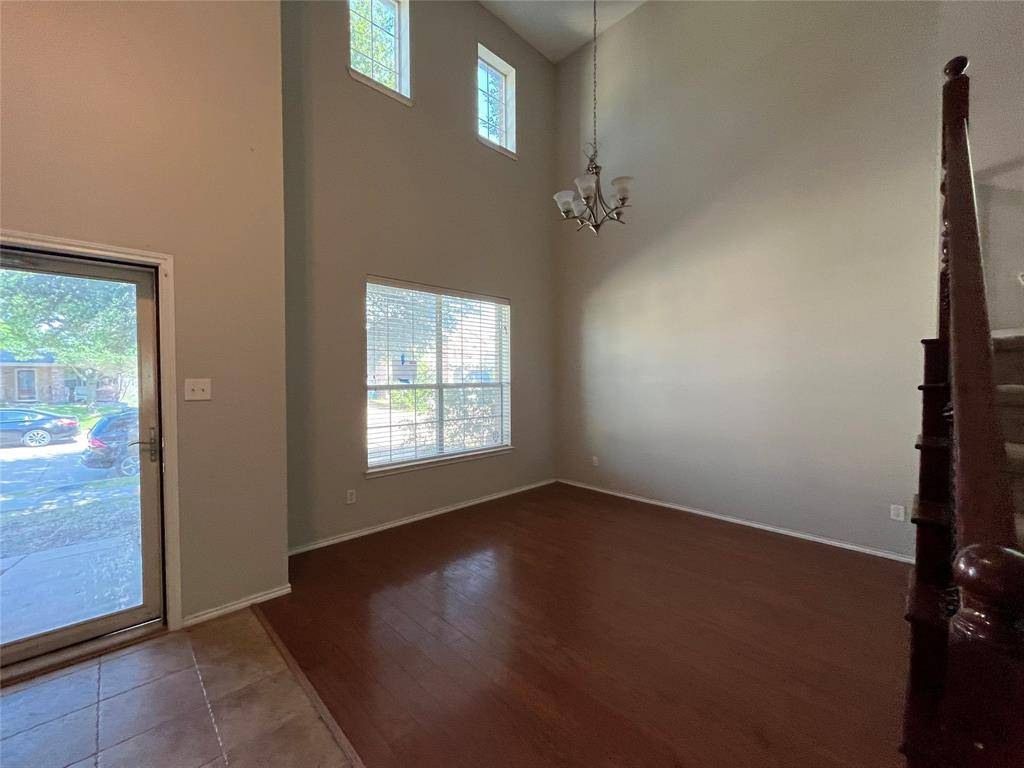 2011 New Braunfels, Forney, TX 75126