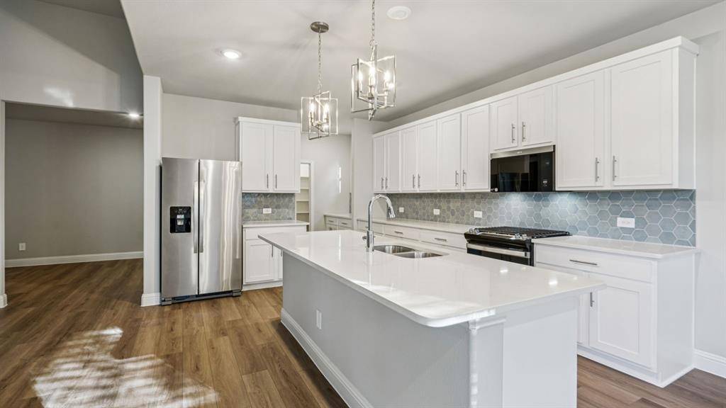 4102 Benbrook Drive, Farmersville, TX 75442